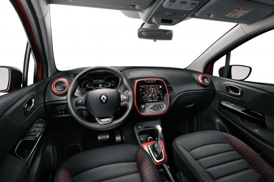 Торпедо Renault Kaptur Play 2018 года  (фото 18 из 20)